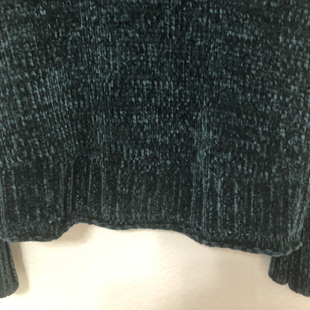 Romeo + Juliet Sweater - Picture 4 of 7